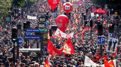 Primera pulseada de Macron con los sindicatos por la reforma laboral