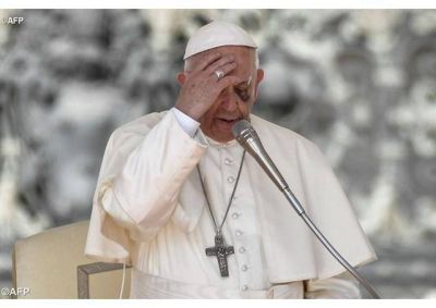 Papa: con Mar�a, llevar al mundo la paz de la Cruz de Cristo