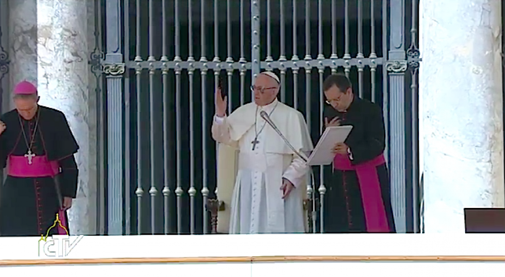 El Papa a los peregrinos de Oriente Medio: La cruz devuelve la esperanza