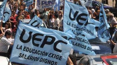 C�rdoba: asambleas en las escuelas de la provincia para analizar el �Plan Maestro�