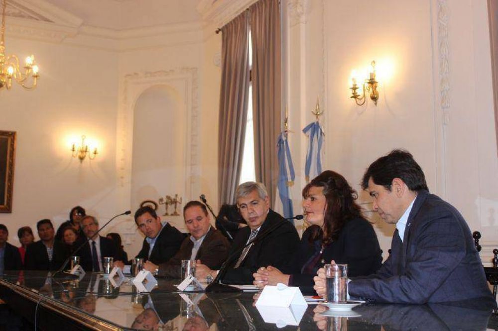 HOLCIM ARGENTINA ANUNCI� UNA INVERSI�N DE UN MILL�N DE D�LARES PARA CO-PROCESAMIENTO DE NEUM�TICOS EN JUJUY