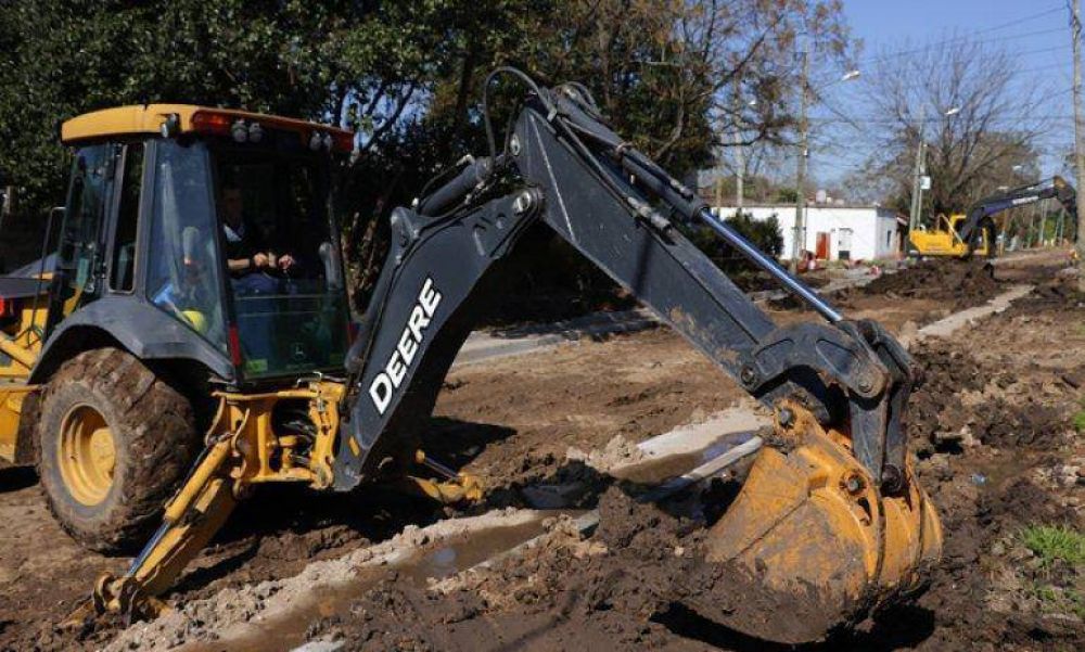 Asfaltan una calle clave para facilitar la conexi�n con tres rutas