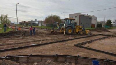 Obra estrat�gica para un amplio sector: se concreta la pavimentaci�n de calle Tres Sargentos