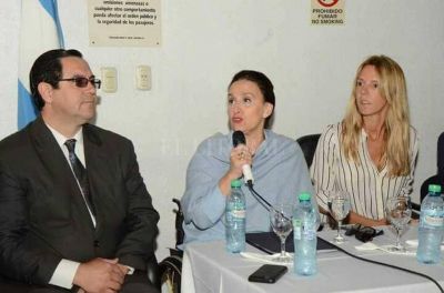 Gabriela Michetti recorri� obras de h�bitat en el norte santafesino
