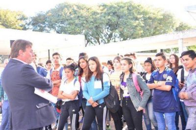 Varisco le garantiz� a la escuela Esparza su terreno