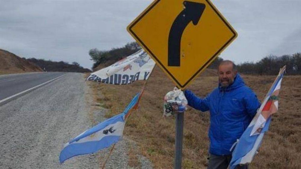Un panadero realiza una campa�a de concientizaci�n sobre la limpieza en las rutas