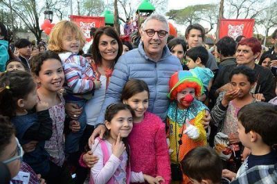Julio Zamora: 