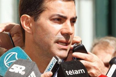 Urtubey sobre Cristina: �Deber�a ser normal que hable con los medios�