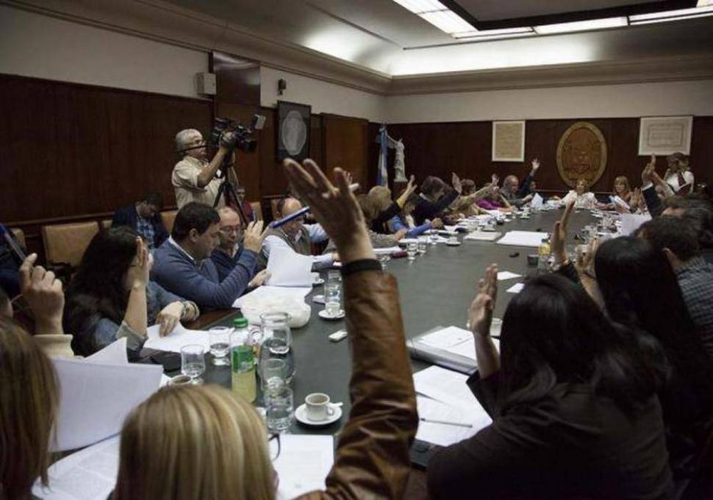 La UNT gestiona para 2018 un 33% de aumento en sus partidas