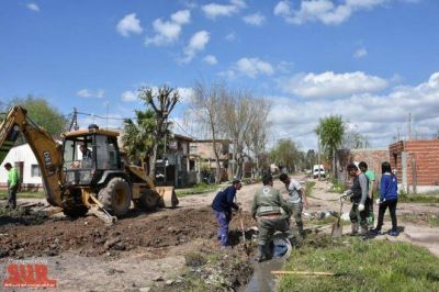 Operativos de limpieza en los barrios La Matera y La Ribera