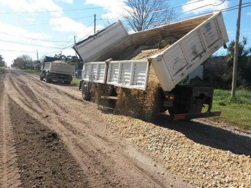 El municipio reforz� los trabajos en calles de granza de barrios del sur