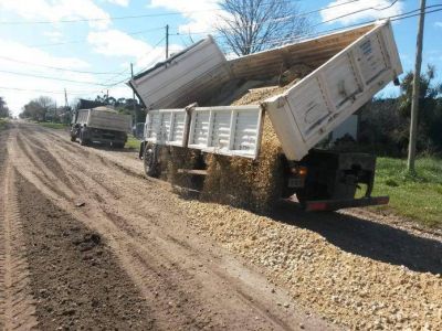 El municipio reforz� los trabajos en calles de granza de barrios del sur