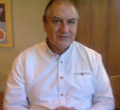 �Hay que parar con los nombramientos de personal municipal y cargos pol�ticos�