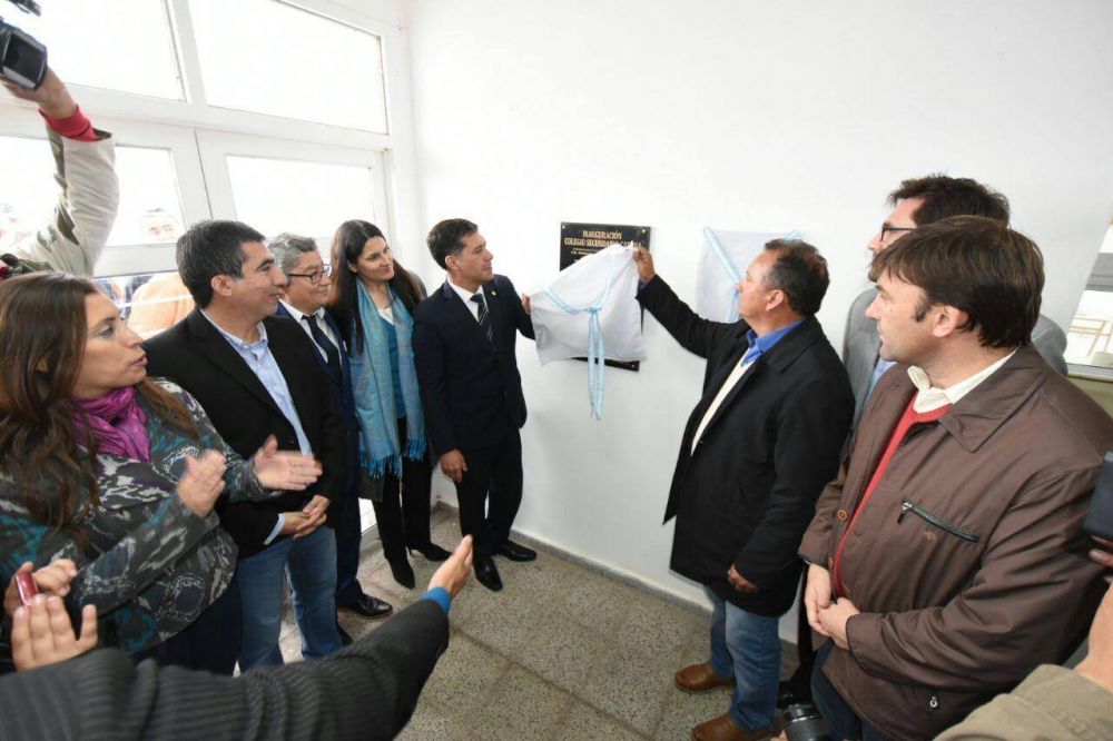 Casas ratific� a la educaci�n como la principal pol�tica de estado