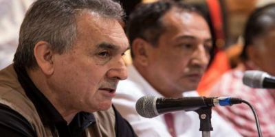 Acompa�ado por Pablo Moyano, Schmid tambi�n llam� a votar por CFK