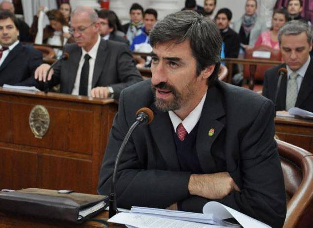 Giano cuestion� las decisiones pol�ticas de Macri respecto a la Cafesg
