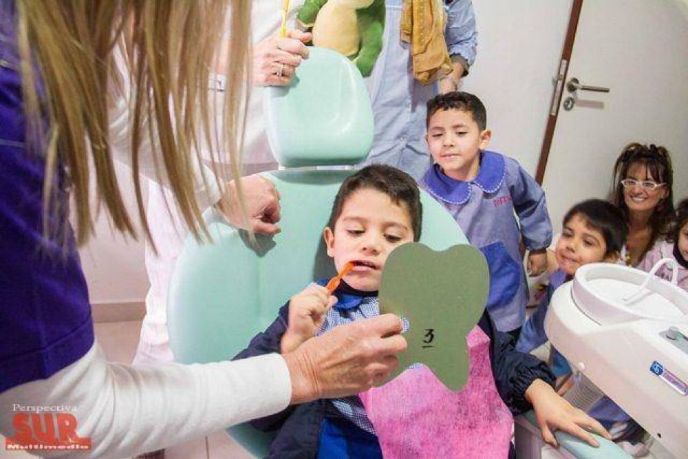 El Centro Odontol�gico Municipal controla la salud bucodental en las escuelas de Berazategui