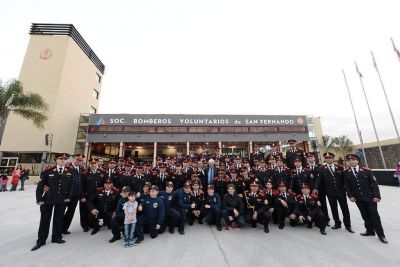Andreotti inaugur� el Cuartel de Bomberos m�s grande y preparado del pa�s