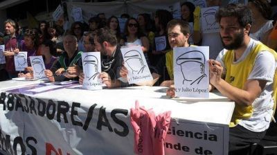 Becarios del Conicet ratificaron la toma del Ministerio de Ciencia y reclamaron respuestas