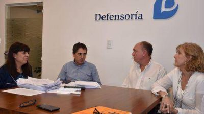 La Defensor�a ir� a la Justicia en apoyo al Colegio de Farmac�uticos por la llegada de Farmacity en Provincia