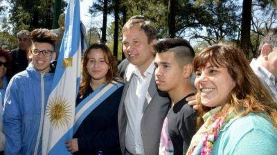 Con los vecinos, Cascallares celebr� el aniversario de Ministro Rivadavia