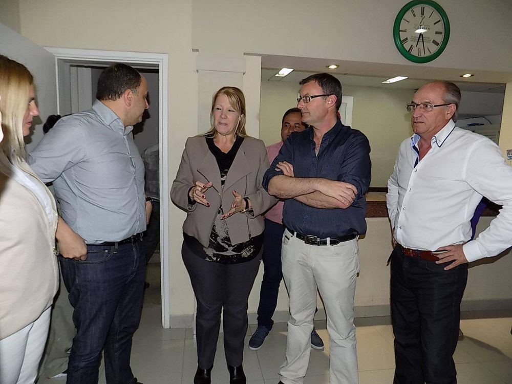 Stolbizer visit� la ciudad y apoy� el pedido de habilitaci�n de Policoop