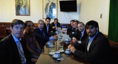 El peronismo se une para frenar la toma de 20 mil millones del Naci�n