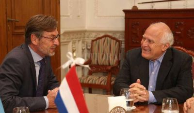 Lifschitz recibi� al embajador de los Pa�ses Bajos