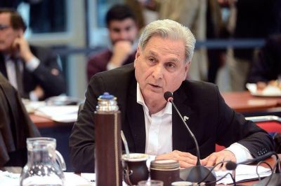 Solanas afirm� que el proyecto de presupuesto �aumenta el endeudamiento y profundiza el ajuste� 