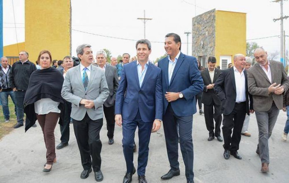 Pocito inaugur� su parque industrial