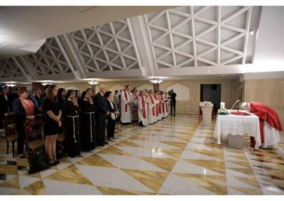 Papa: Los cat�licos que se escandalizan por la Misericordia