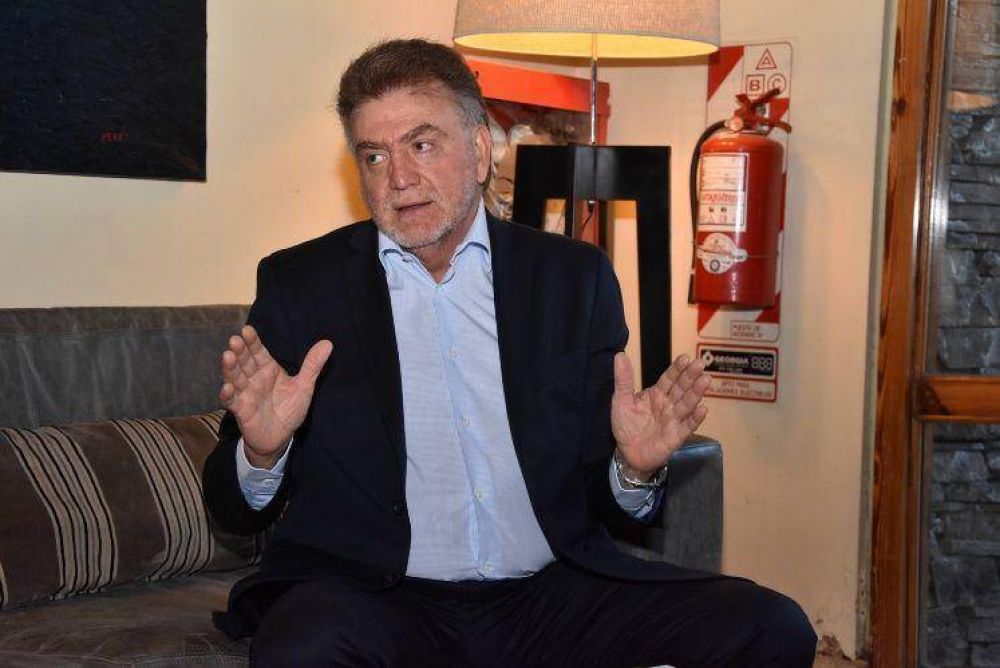 Naci�n cruz� a la Provincia por la deuda de viviendas