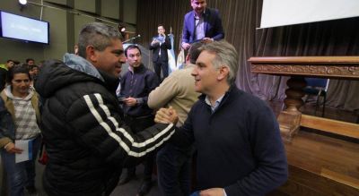 Llaryora: La obra p�blica cre� 40 mil empleos en C�rdoba
