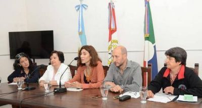 Entregaron m�s de 330 mil pesos del FAE