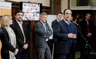 Presentaron Santa Fe Activa
