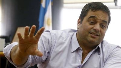 El Gobierno y la CGT acordaron fortalecer el di�logo y se alej� la posibilidad de un paro