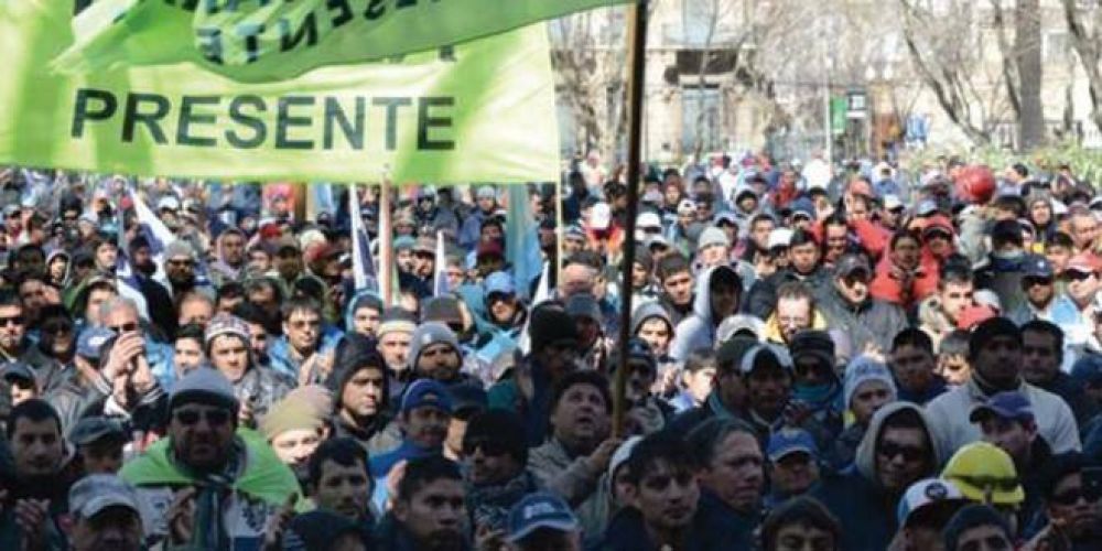 Para frenar la ley de ART, los gremios lanzaron su propio proyecto de salud laboral