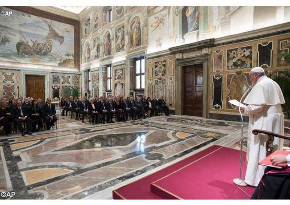 �La pol�tica aut�ntica lucha contra la corrupci�n�, el Papa a la Comisi�n Antimafia de Italia