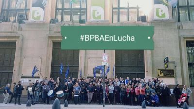 Pol�mica flexibilizaci�n de convenio de trabajo en el Banco Provincia