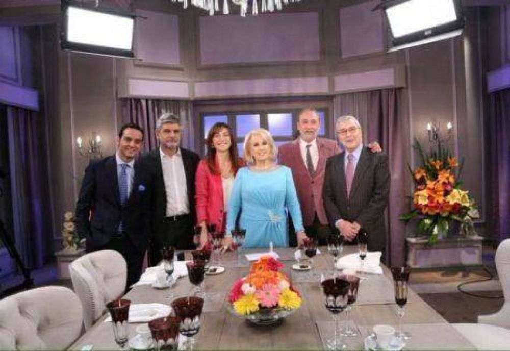Acu�a dijo que no consultan a los alumnos