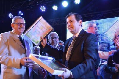 Con la presencia del Senador Zamora y el Vicegobernadora Neder la ciudad celebr� su 164� aniversario