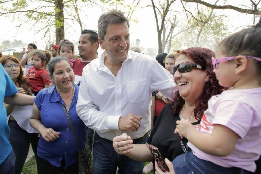 Massa busca el voto peronista y va de campaña a La Matanza