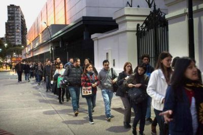 �Otra estafa? Naci�n lleva mil �potenciales� b�squedas laborales en una golpeada Mar del Plata