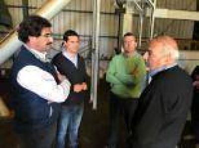 Rauch: Diputado Maximiliano Abad destac� la decisi�n del Gobierno de concretar obras para evitar inundaciones
