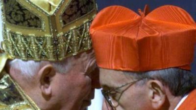 El documento en contra de las �herej�as� del Papa tambi�n le toc� a Wojtyla