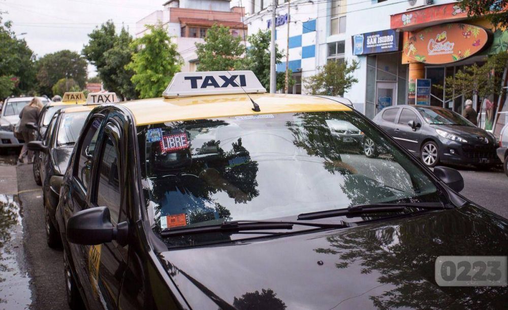 Taxistas advierten que cay un 60% la actividad por los remises truchos