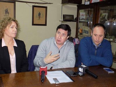 Arroyo afirm� que �la escuela es mejor que la polic�a, la Justicia, la pol�tica y los sindicatos�