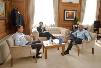Naidenoff le plante� a Frigerio obras de vital importancia para el desarrollo productivo de la provincia