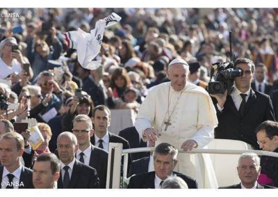 El Papa en la catequesis: “La esperanza es la virtud que empuja a todos a compartir el viaje de la vida”