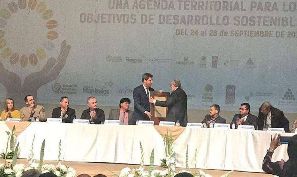 En una cumbre en Colombia, U�ac expuso el plan de desarrollo local